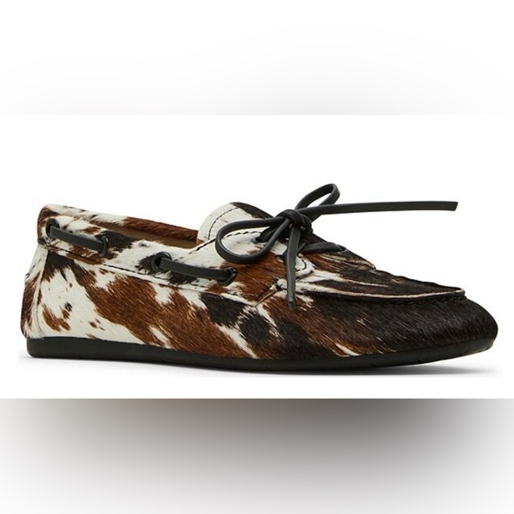 Women’s Cowhide Driving Moccasins in Brown & White
